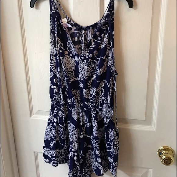 Blue and white floral romper - Picture 2 of 3